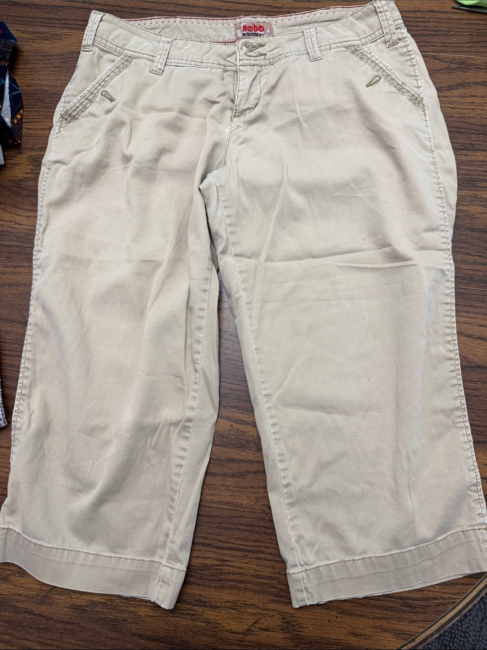 HOBO Beige Capri Pants